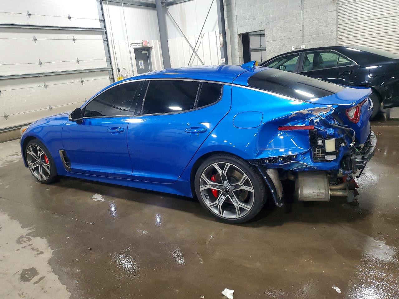 KIA STINGER 2020 — 3