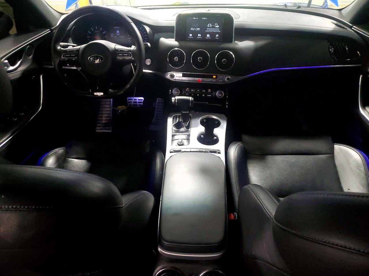 KIA STINGER 2020 — 9