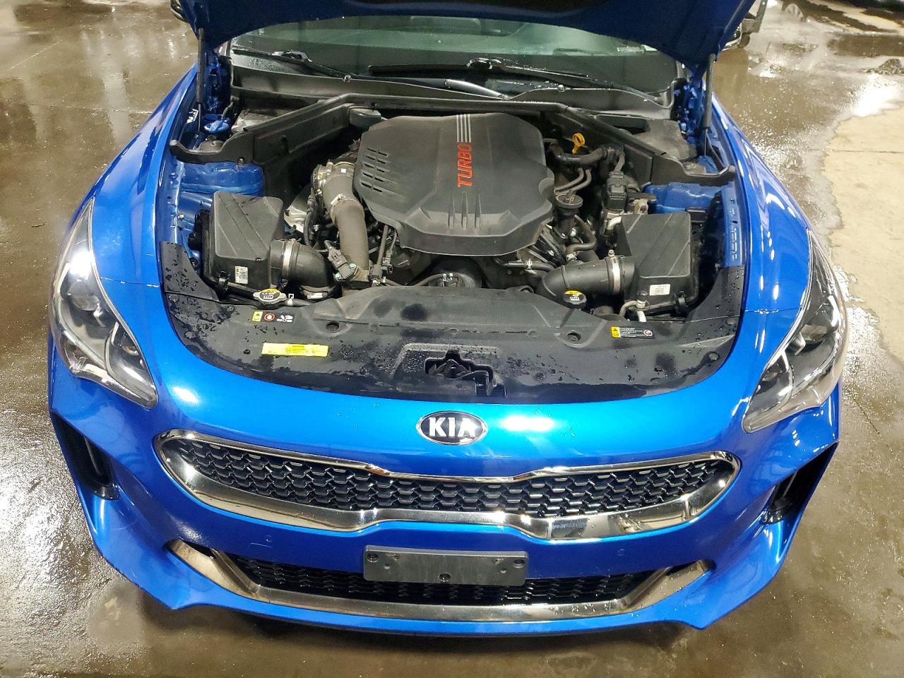 KIA STINGER 2020 — 12