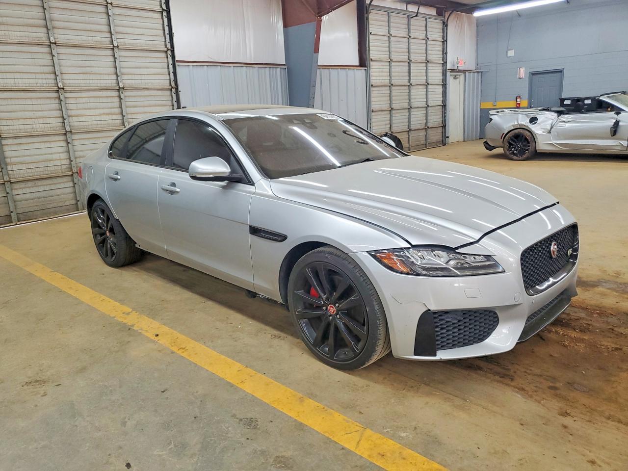 JAGUAR XF 2018 — 5