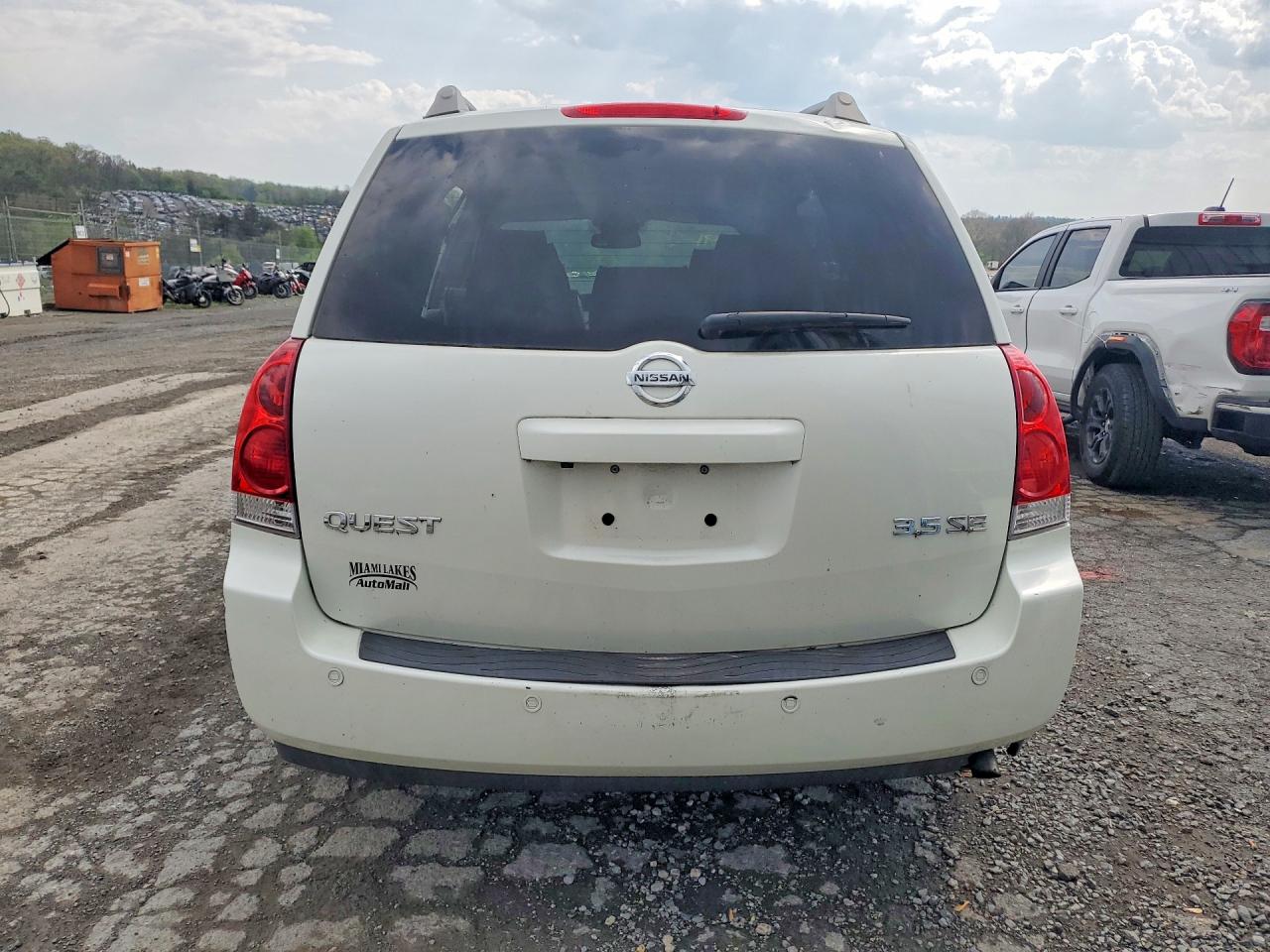 NISSAN QUEST 2006 — 7