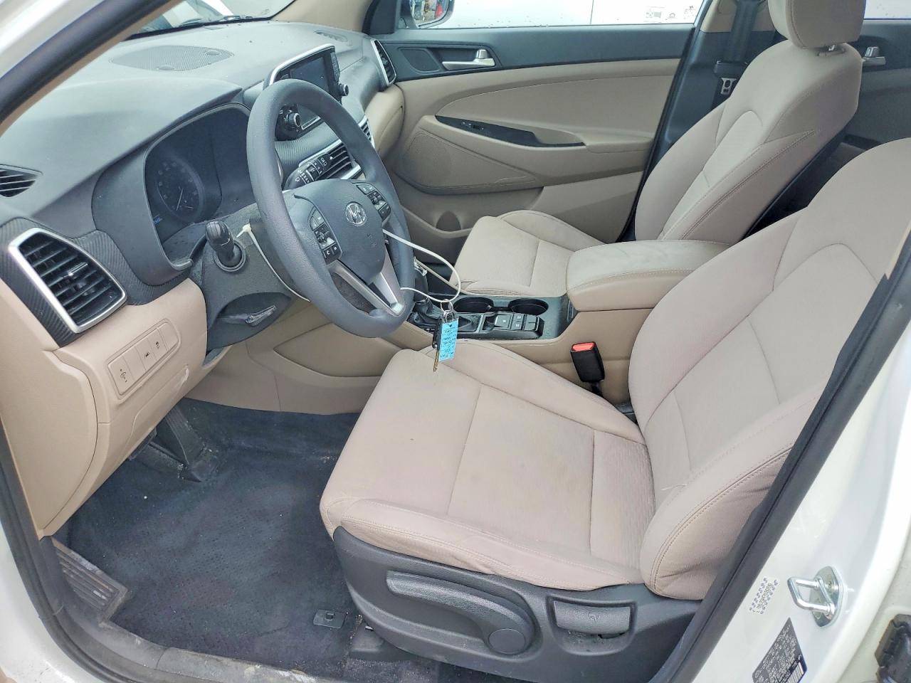 HYUNDAI TUCSON 2021 — 8