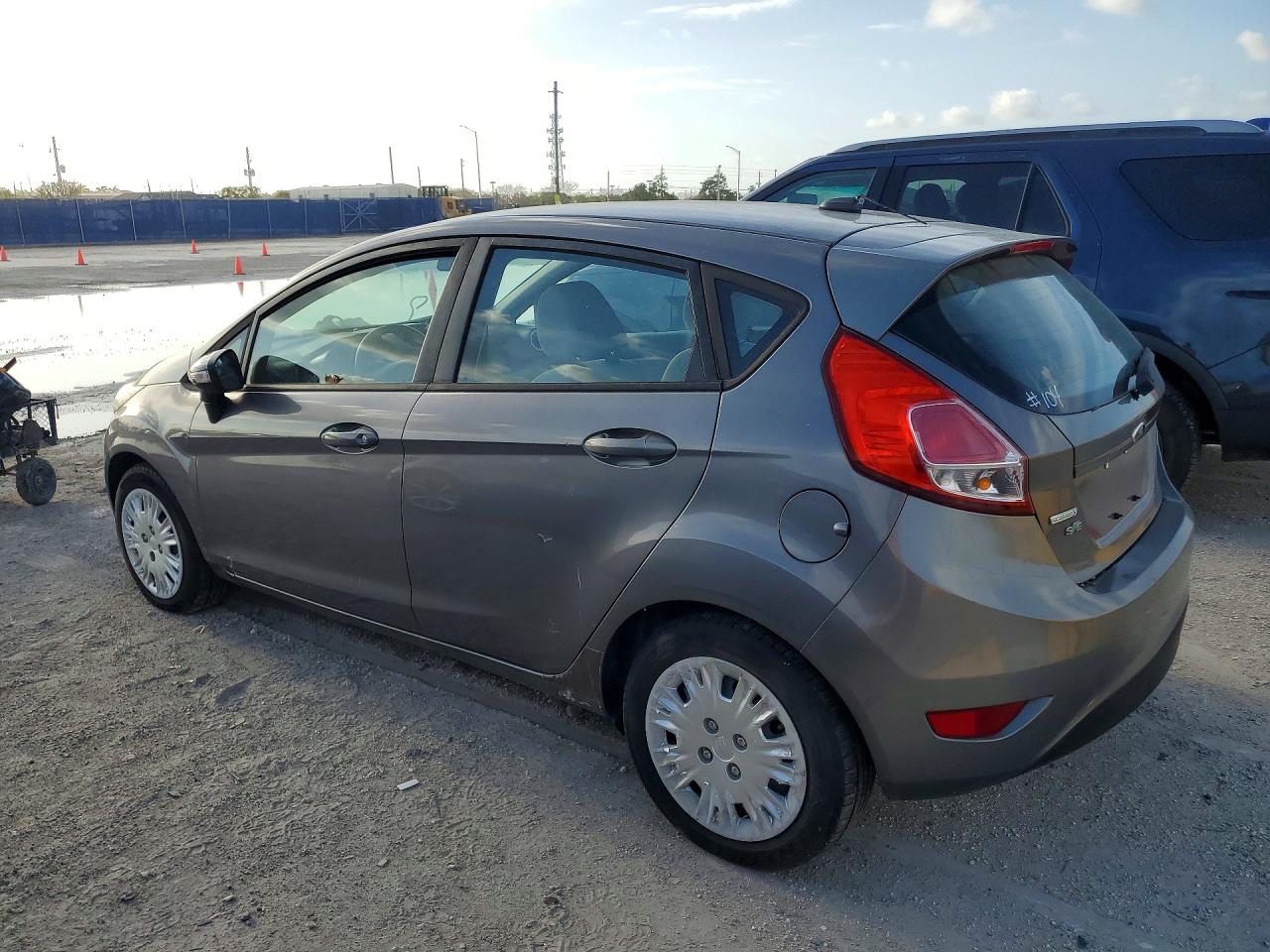 FORD FIESTA 2014 — 3