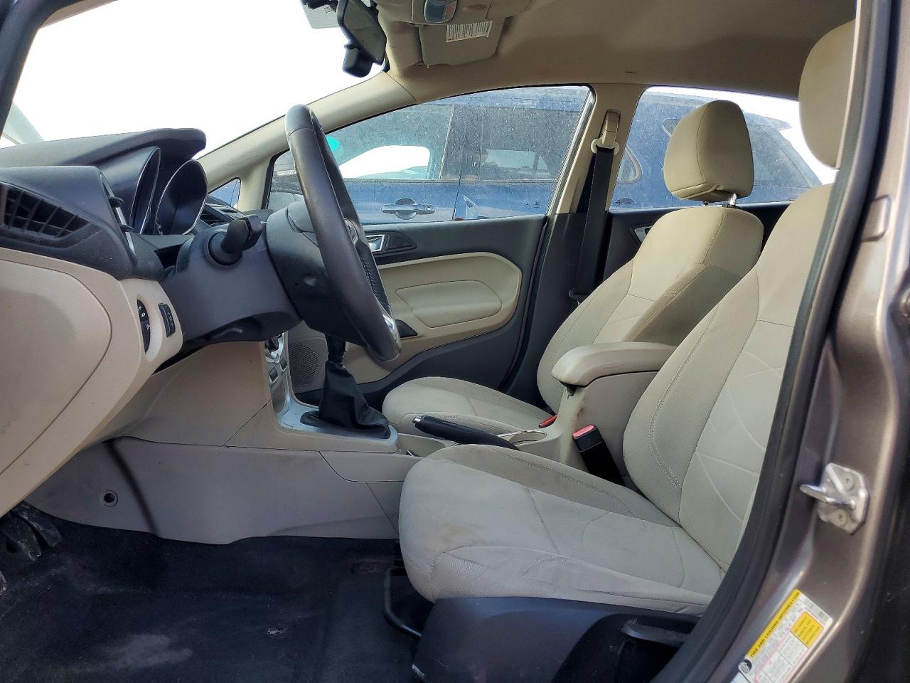 FORD FIESTA 2014 — 8