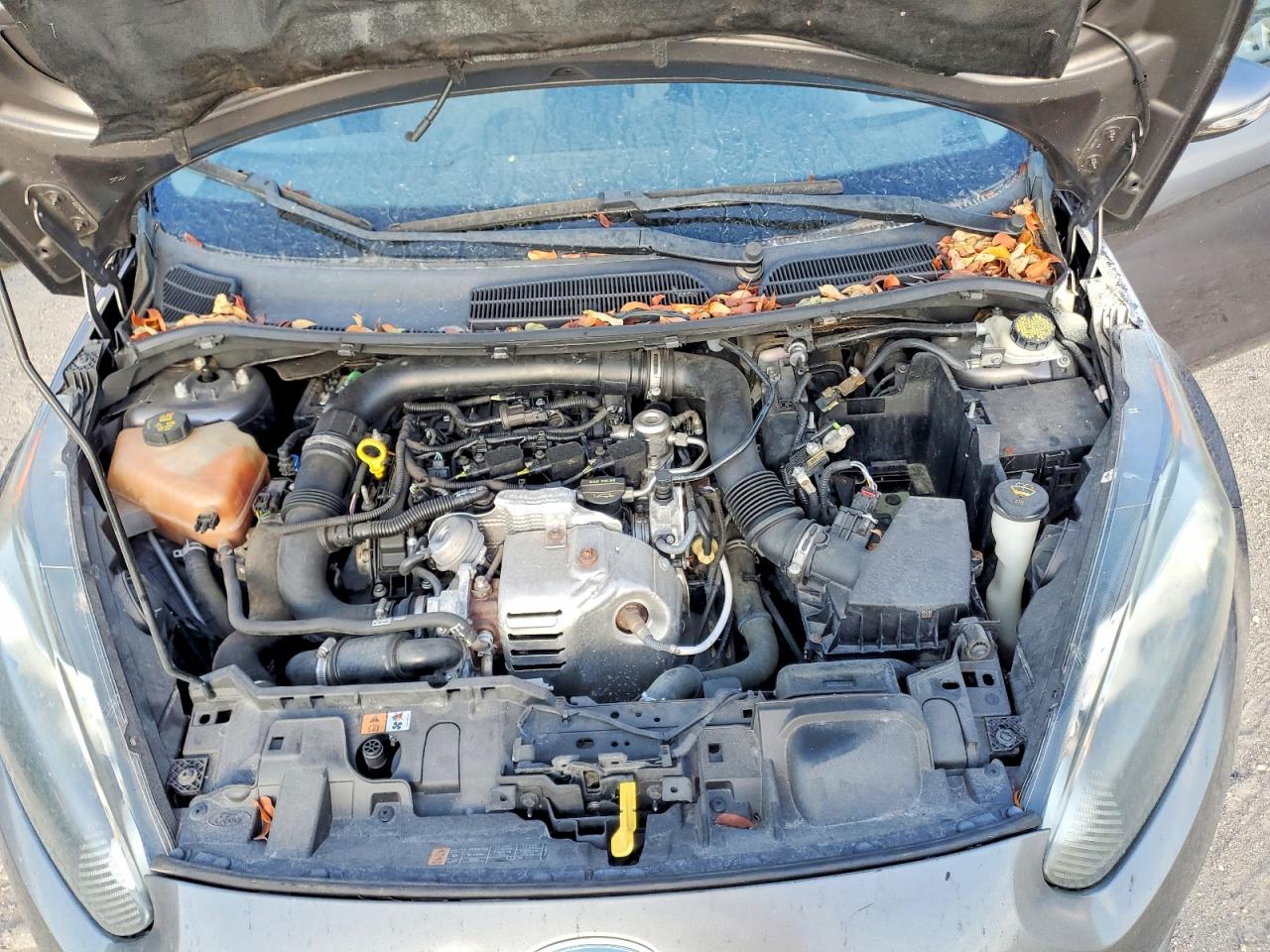 FORD FIESTA 2014 — 12