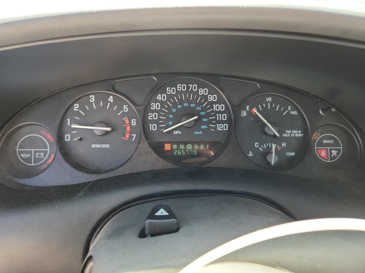 BUICK REGAL 2003 — 10