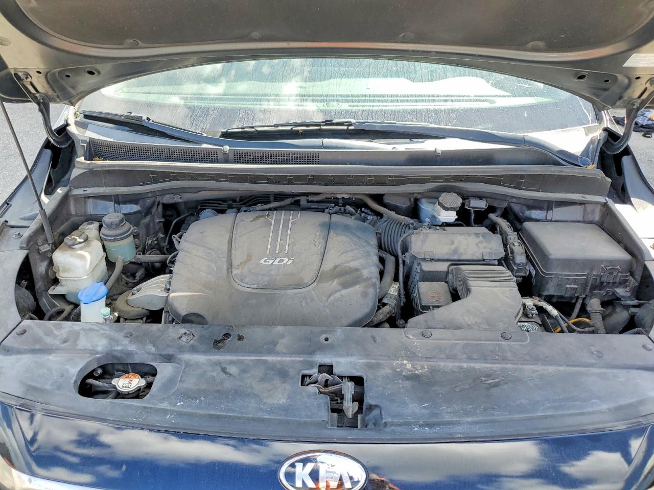 KIA SEDONA 2017 — 13