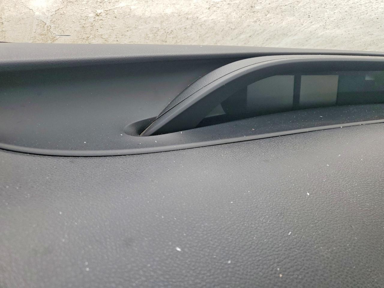TOYOTA PRIUS 2019 — 10