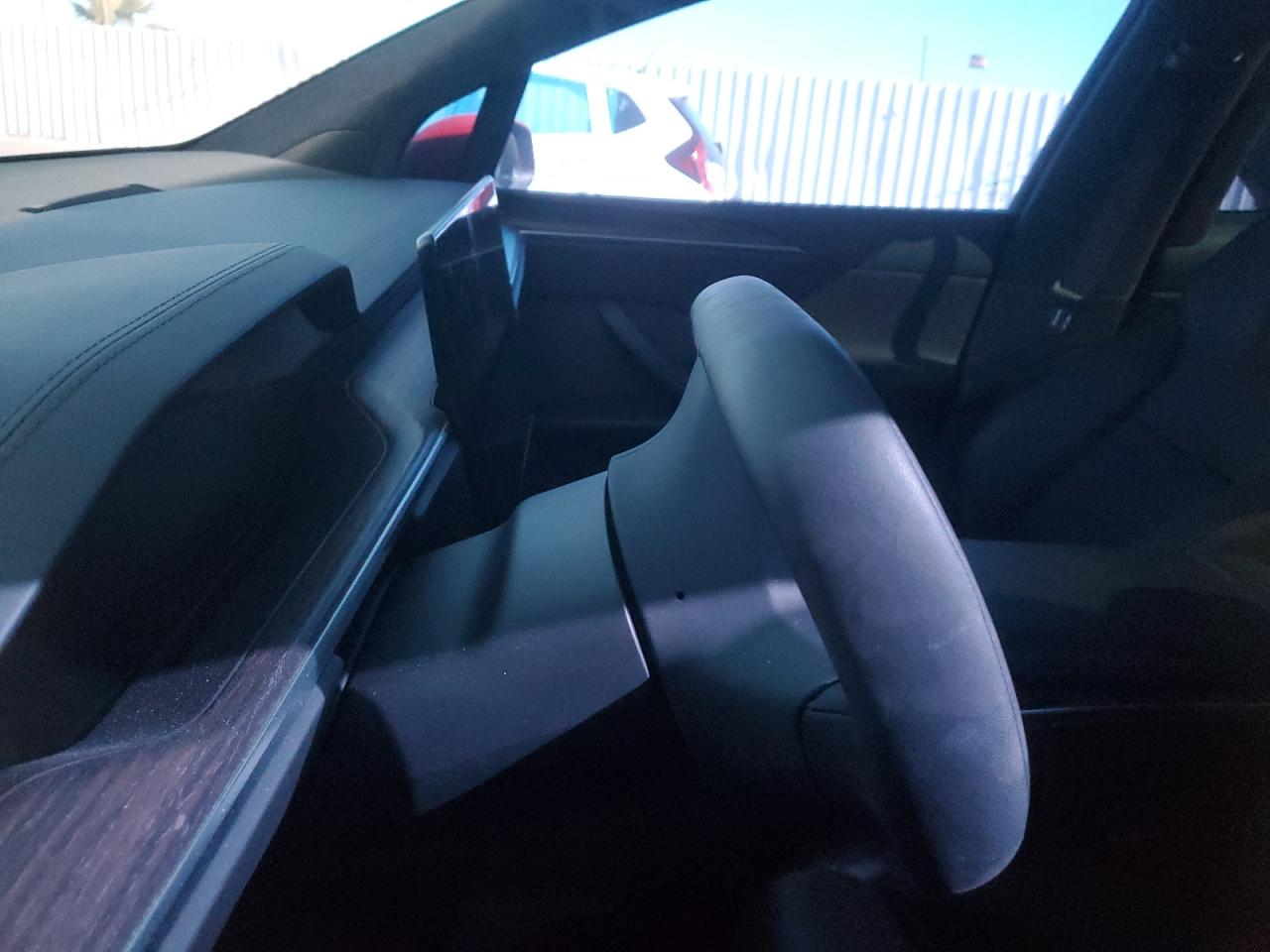 TESLA MODEL X 2022 — 10