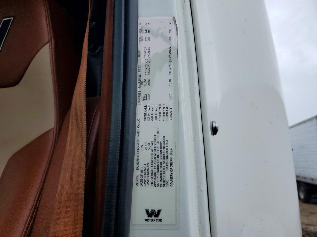 WESTERN STAR/AUTO CAR 5700 2022 — 11