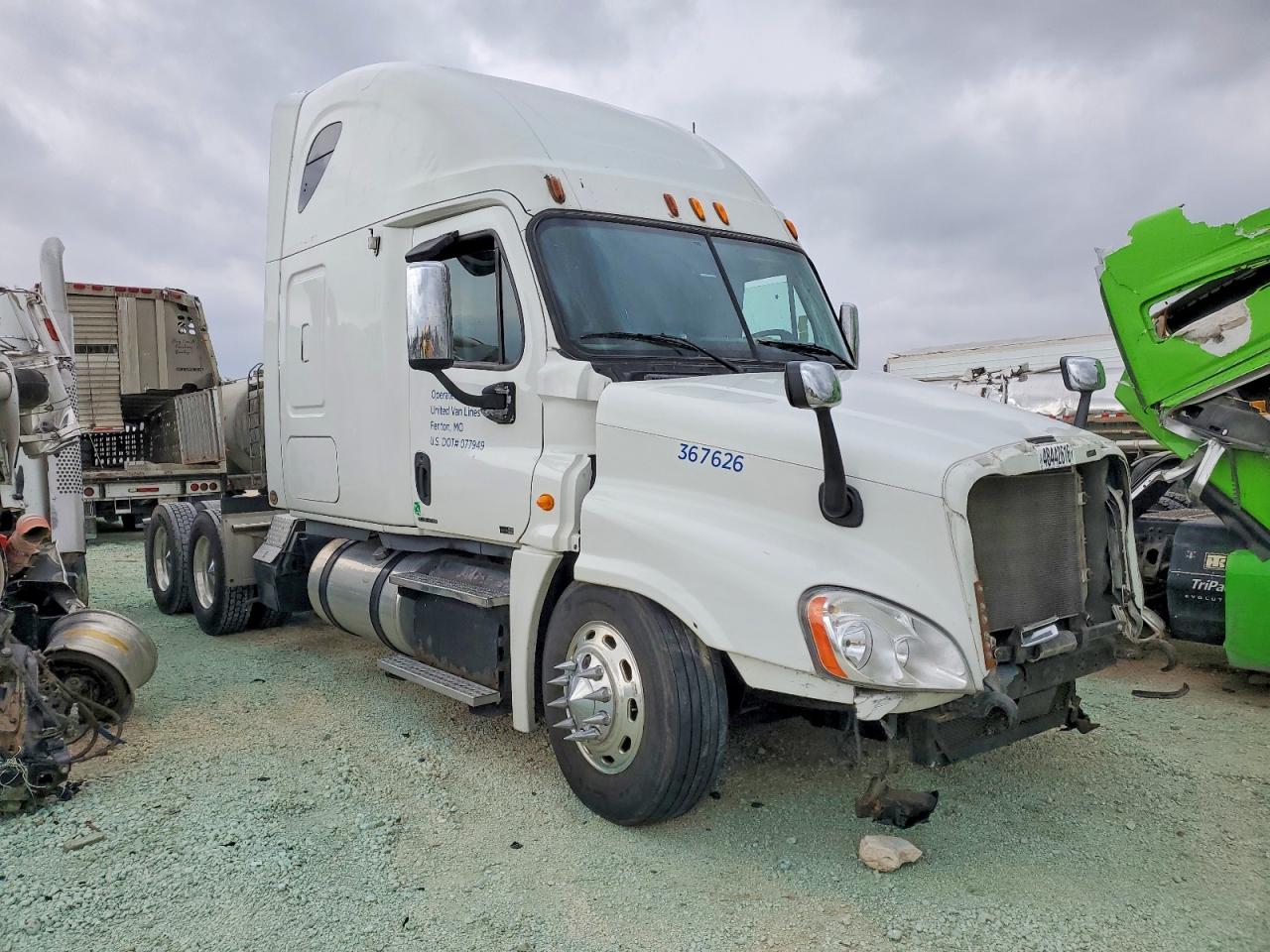 FREIGHTLINER CASCADIA 2012 — 2