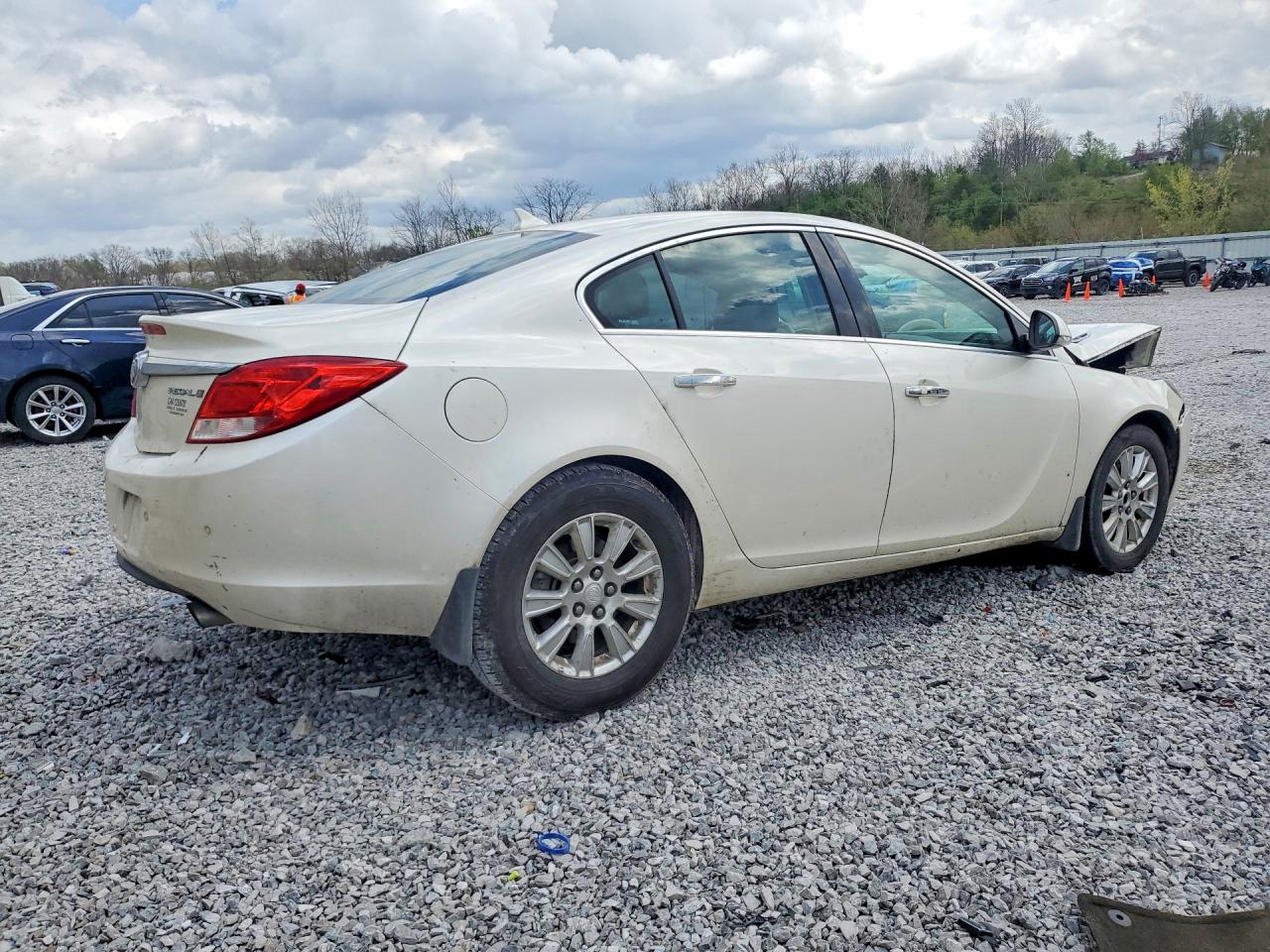 BUICK REGAL 2012 — 4