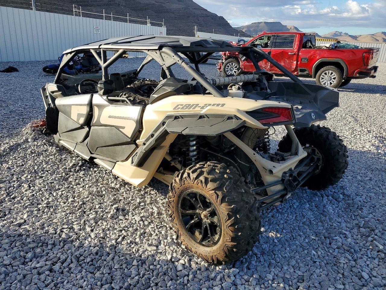 CAN-AM MAVERICK X3 2023 — 4