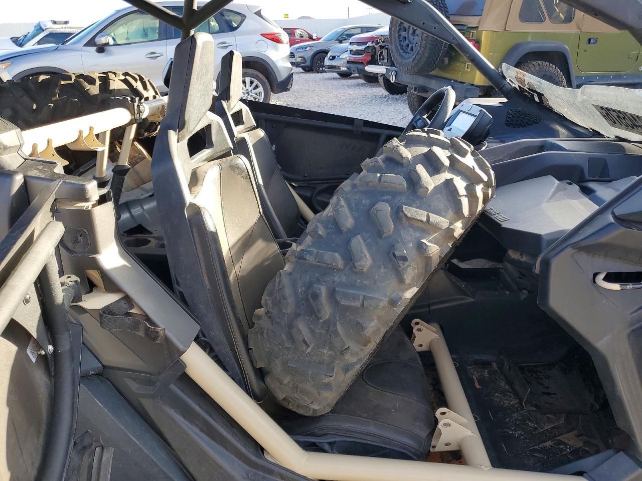 CAN-AM MAVERICK X3 2023 — 6