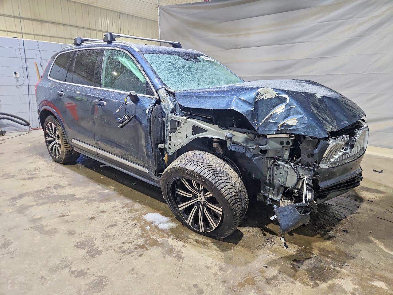 2022 VOLVO XC90 T6 INSCRIPTION