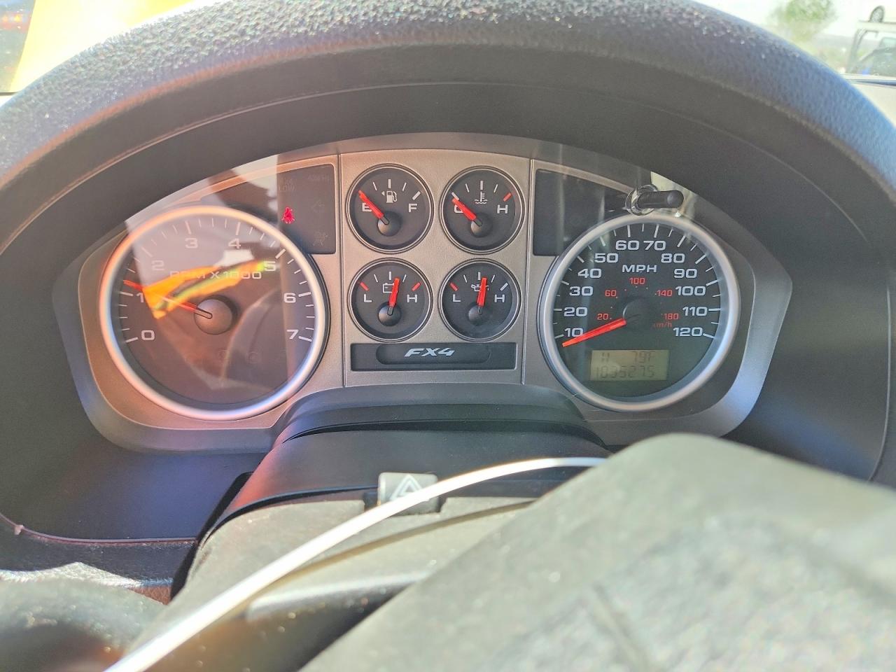 FORD F150 2004 — 10