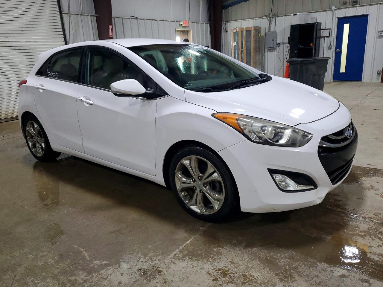 2015 HYUNDAI ELANTRA GT BASE
