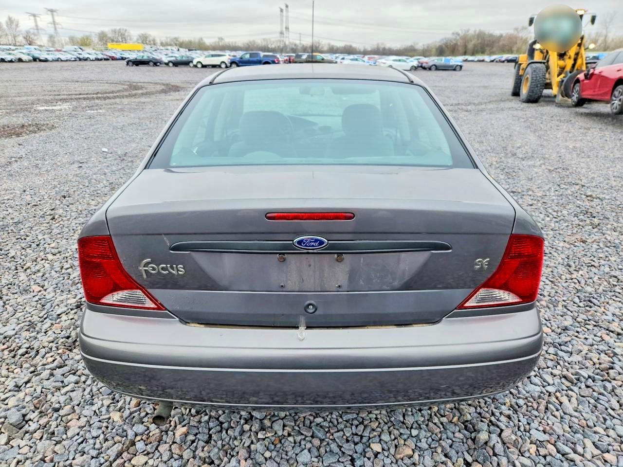 FORD FOCUS 2002 — 7