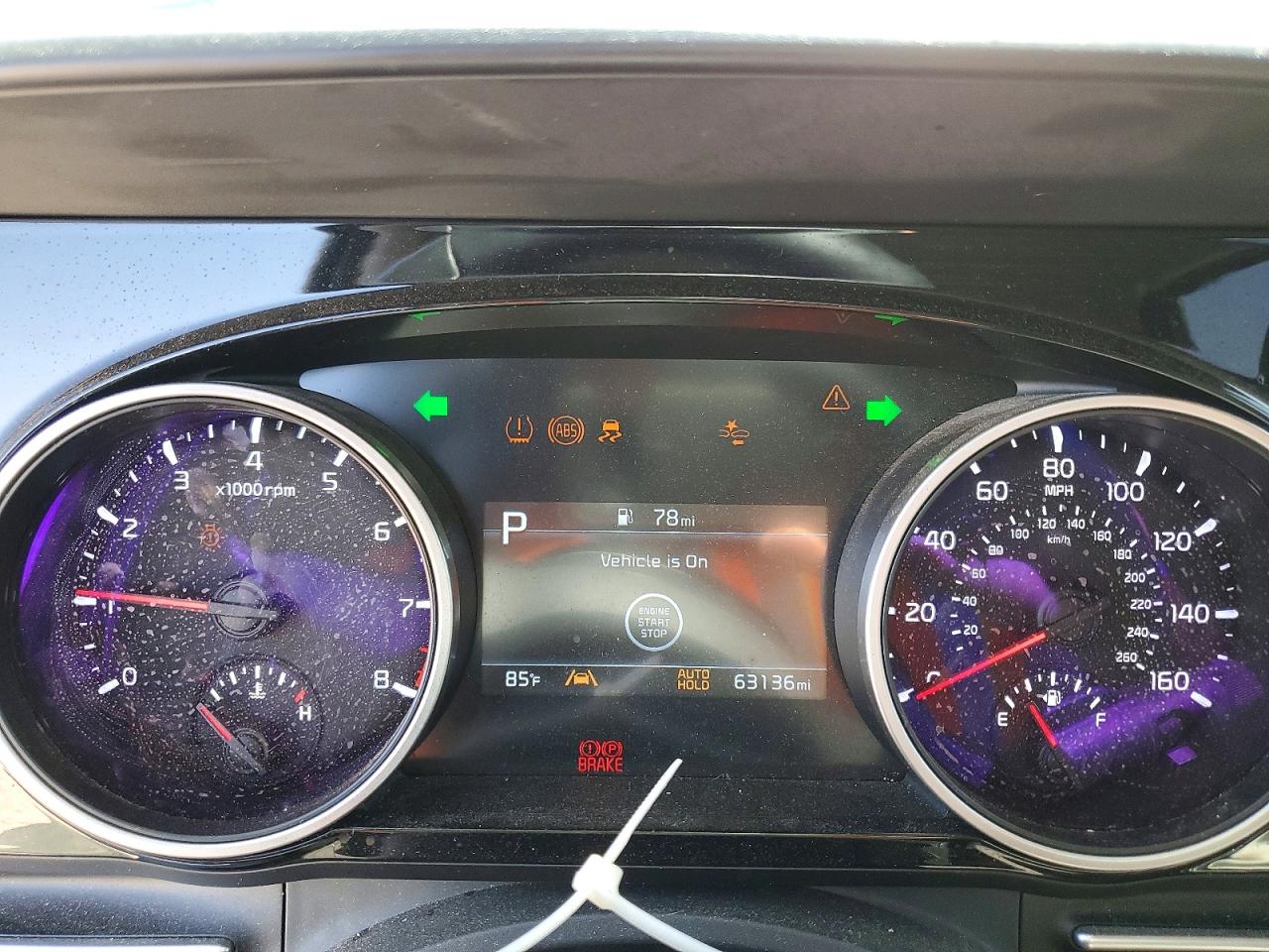 KIA CARNIVAL 2022 — 10
