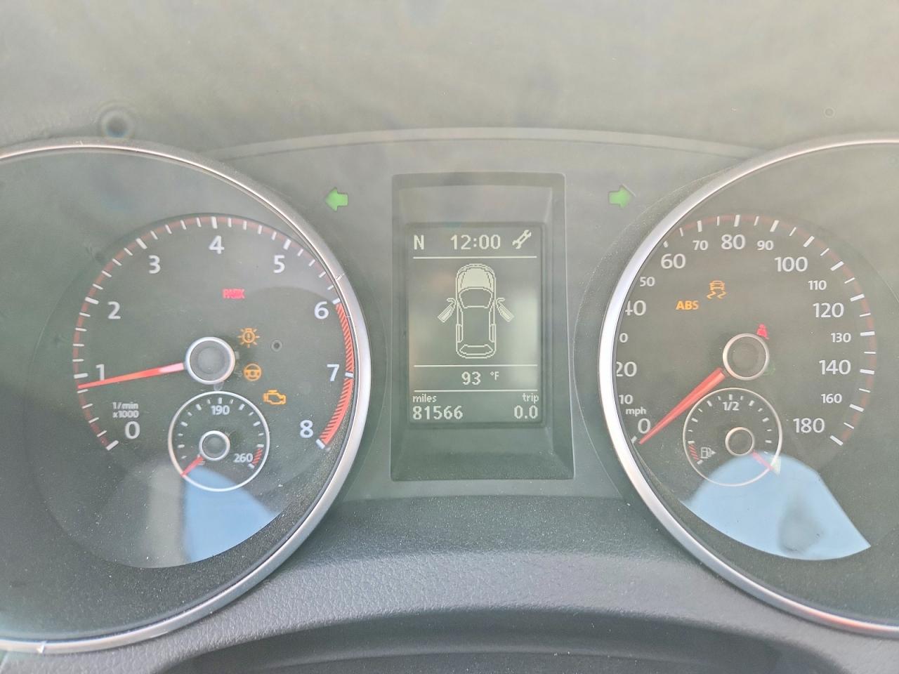 VOLKSWAGEN GTI 2012 — 10
