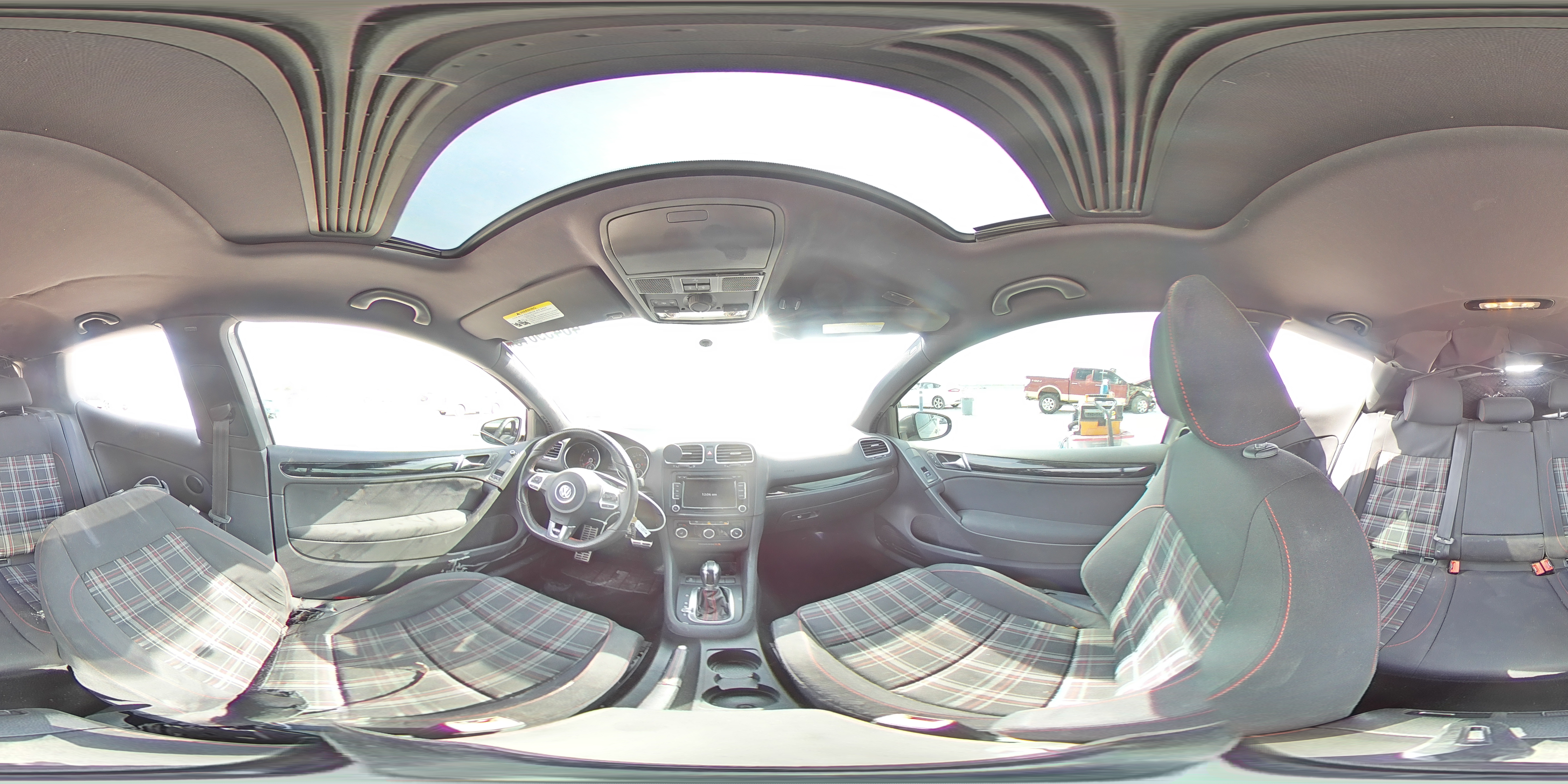 VOLKSWAGEN GTI 2012 — 14