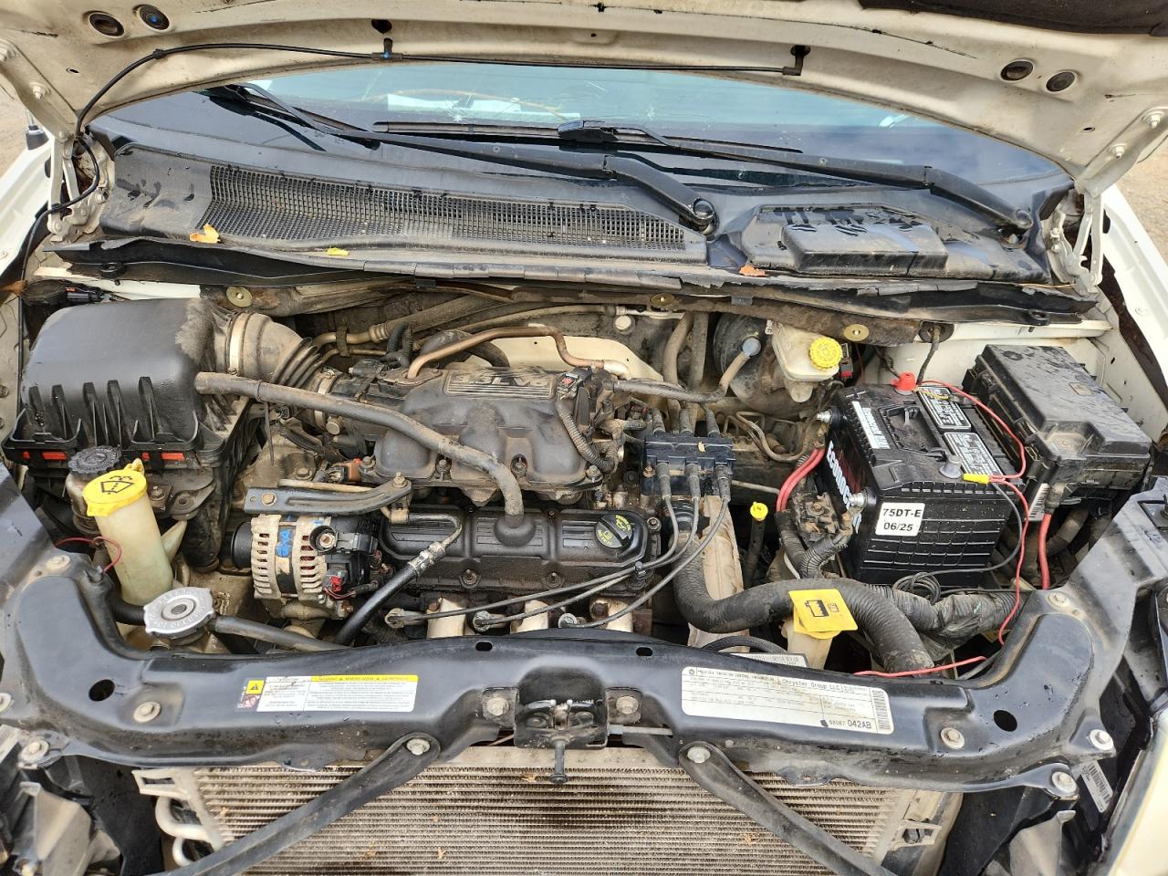 DODGE GRAND CARAVAN 2010 — 13