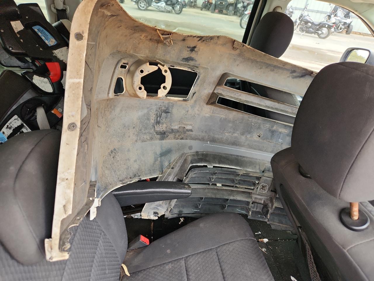 DODGE GRAND CARAVAN 2010 — 14