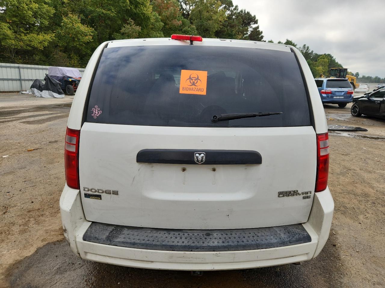 DODGE GRAND CARAVAN 2010 — 7