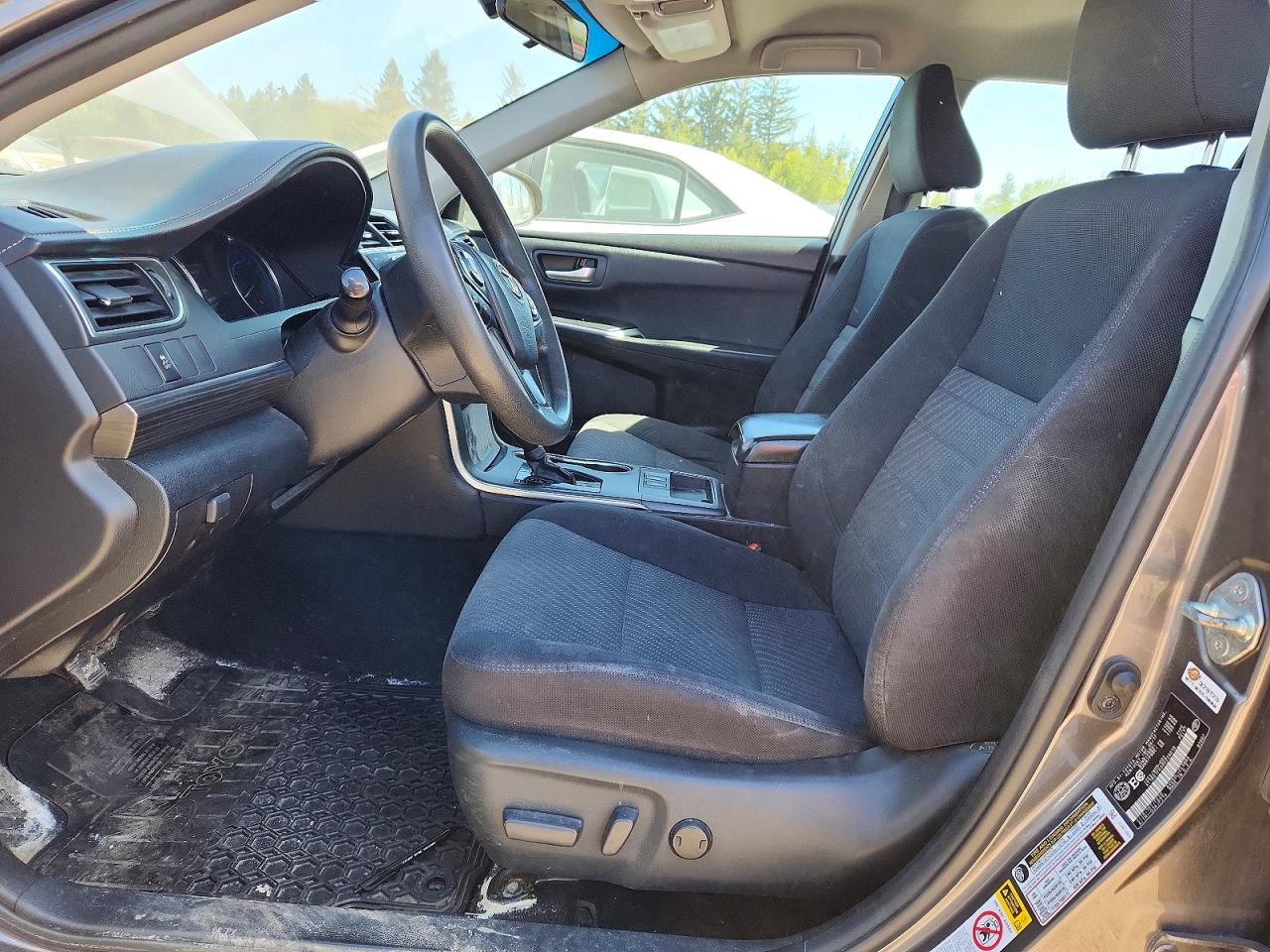 TOYOTA CAMRY HYBRID 2017 — 8