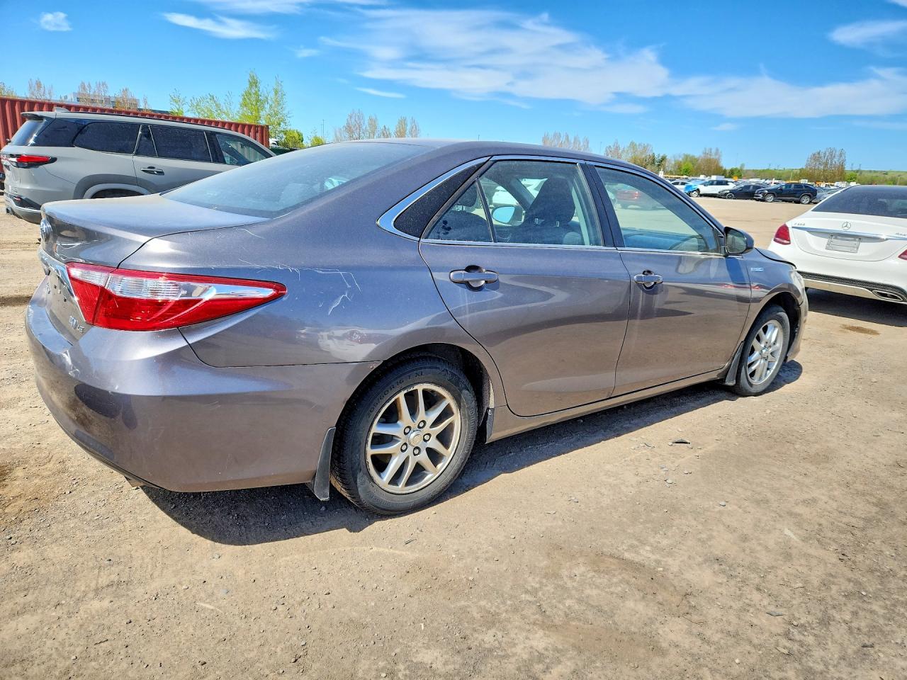 TOYOTA CAMRY HYBRID 2017 — 4