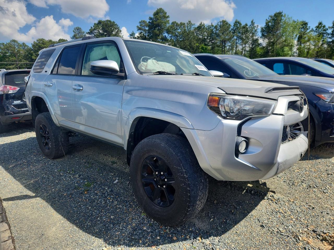 2017 TOYOTA 4RUNNER SR5/SR5 PREMIUM