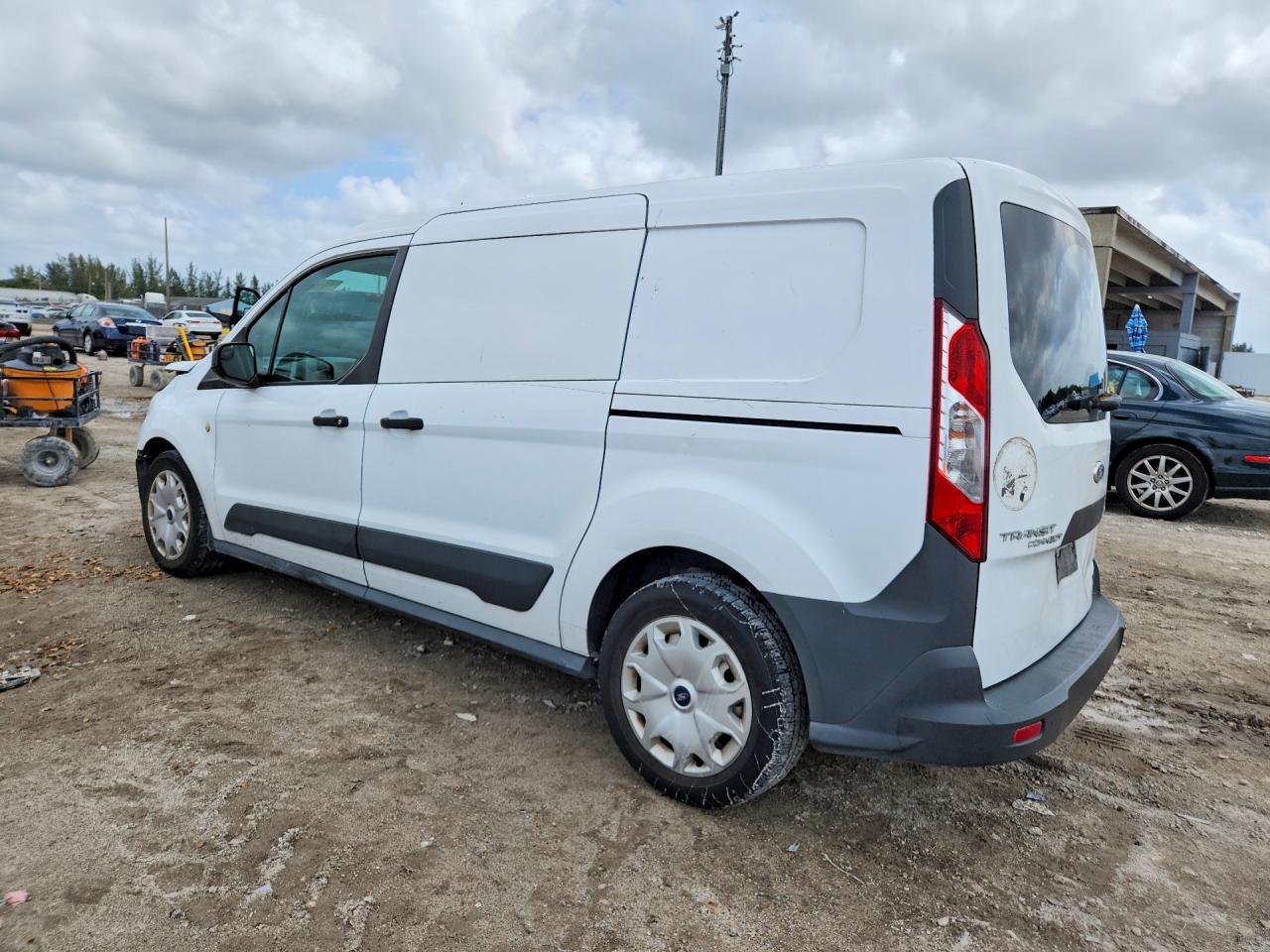 FORD TRANSIT CONNECT 2014 — 3