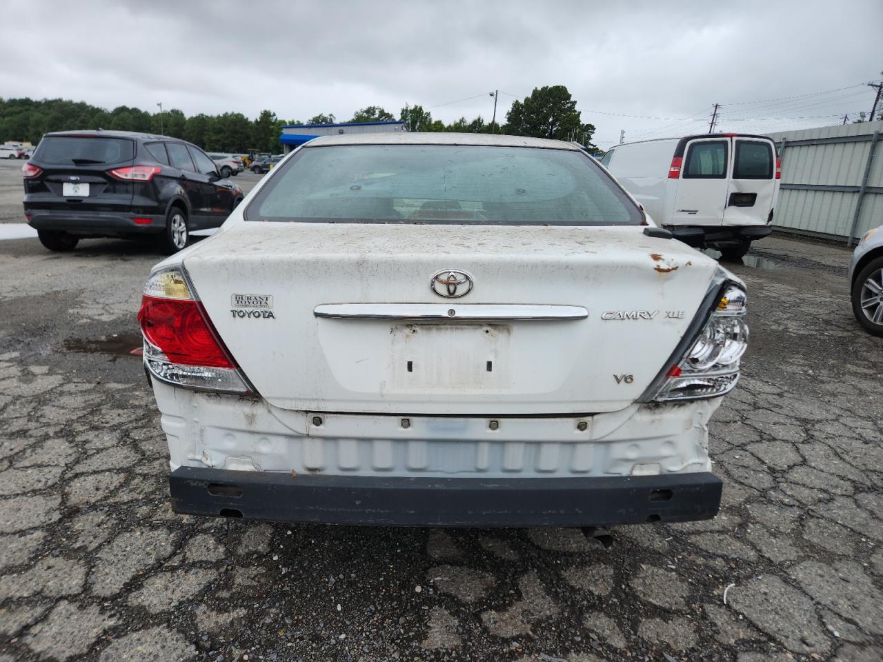 TOYOTA CAMRY 2005 — 7