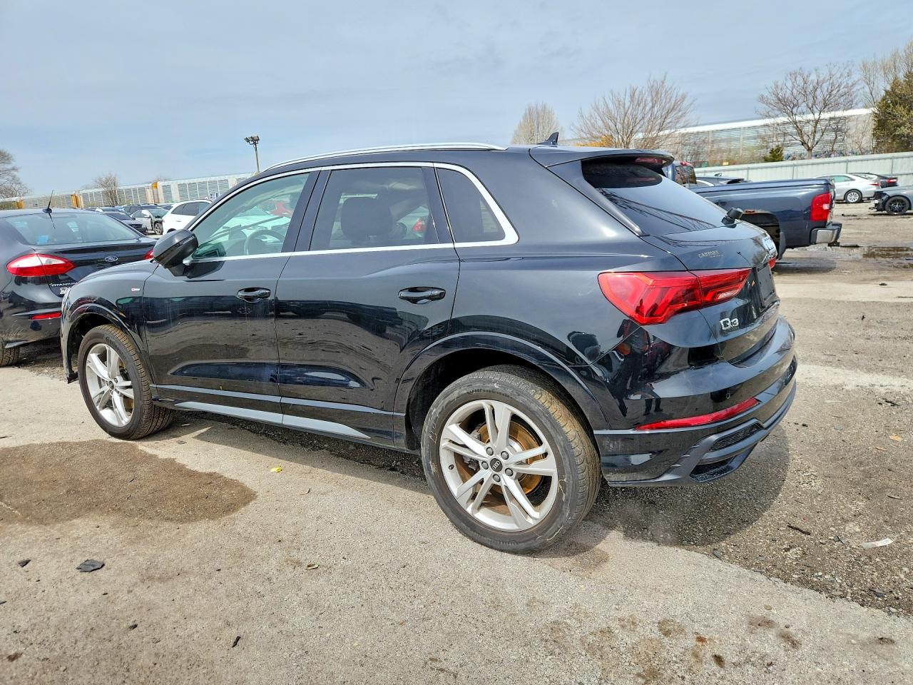 AUDI Q3 2021 — 3