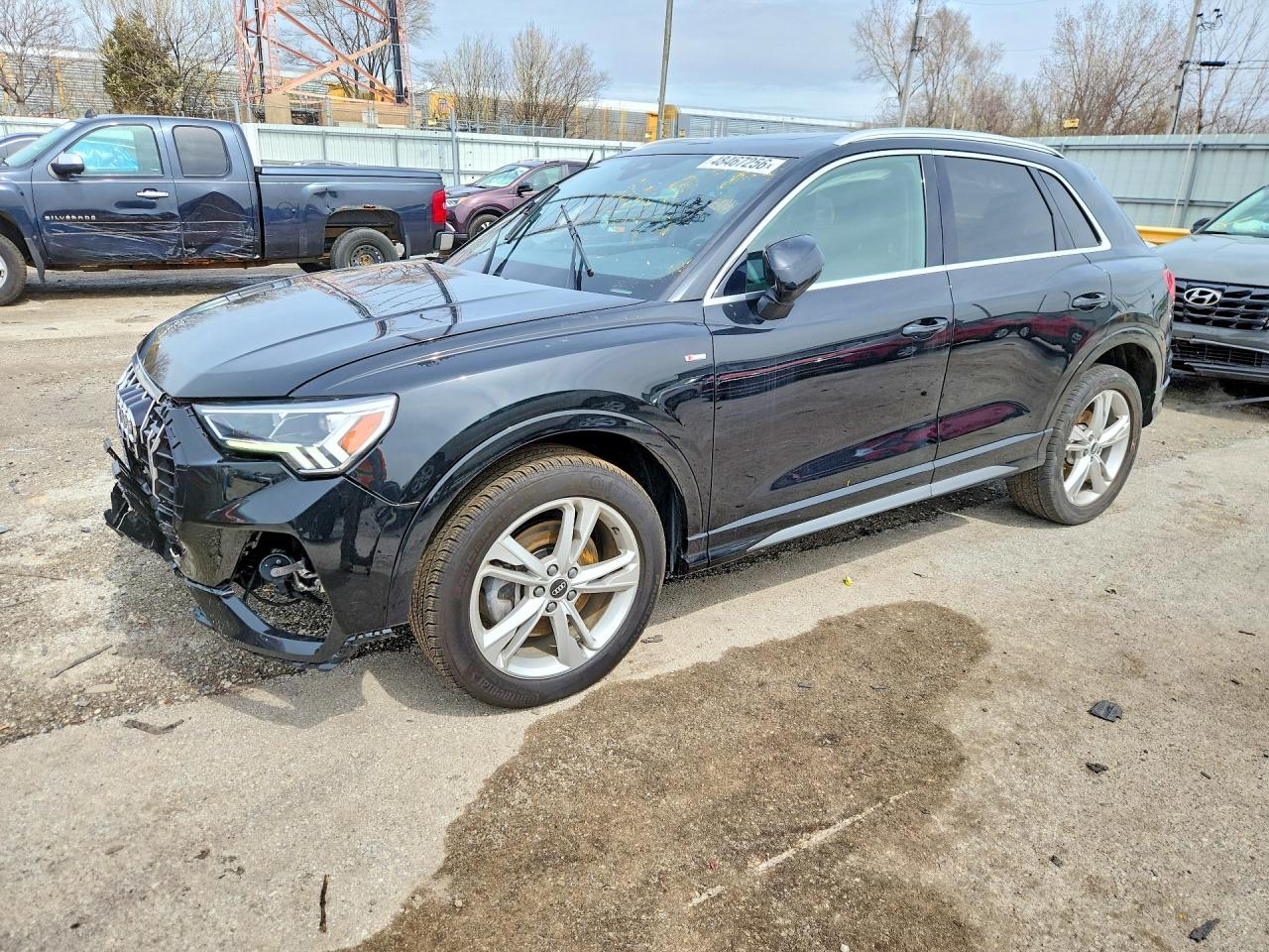 AUDI Q3 2021 — 2