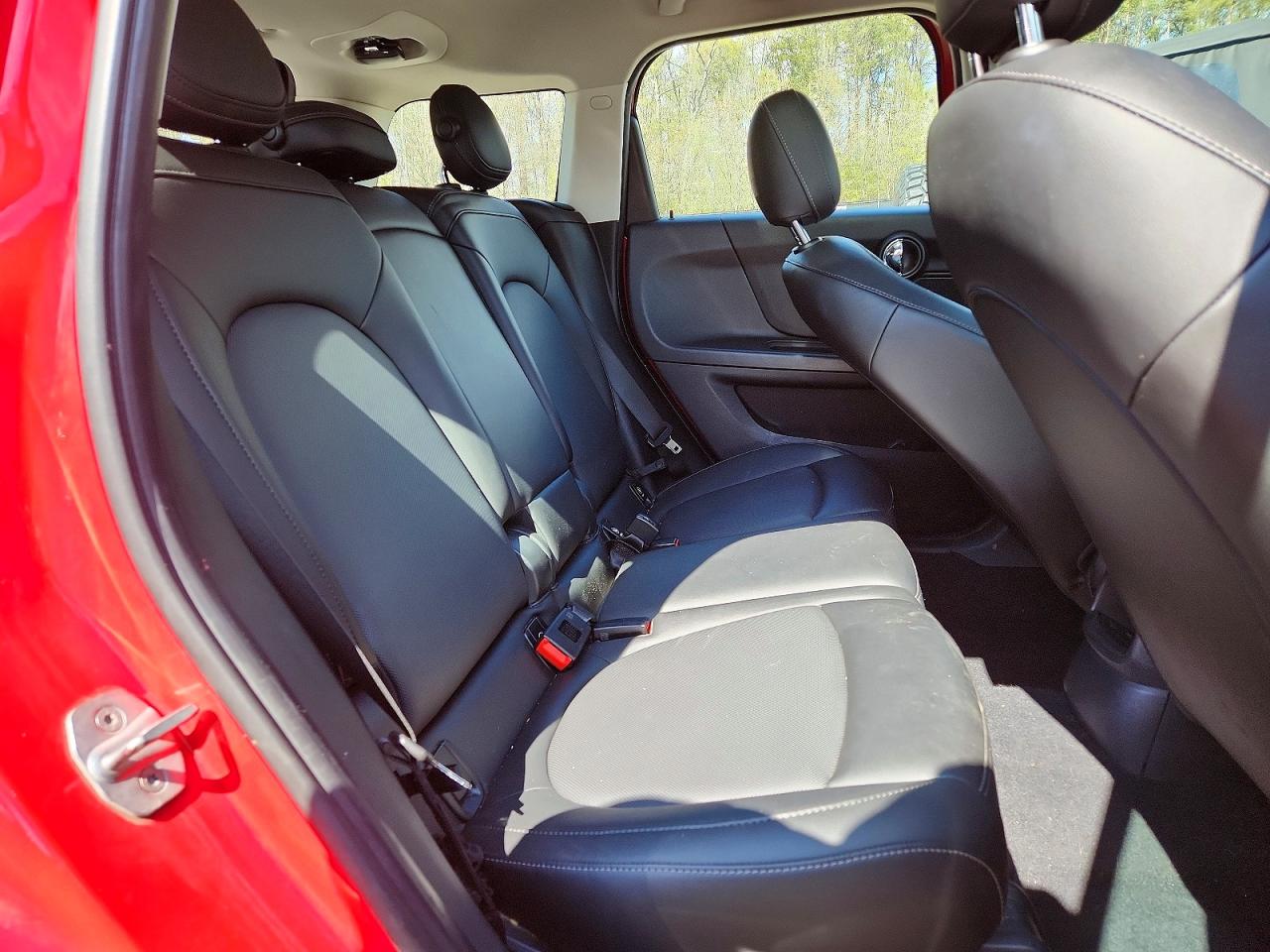 MINI COOPER 2019 — 11
