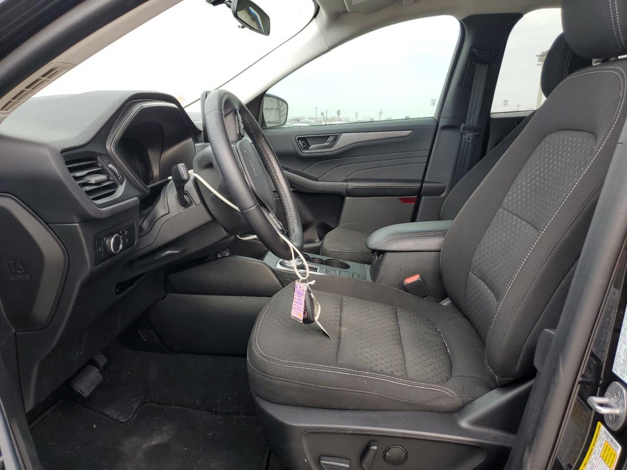 FORD ESCAPE 2023 — 8