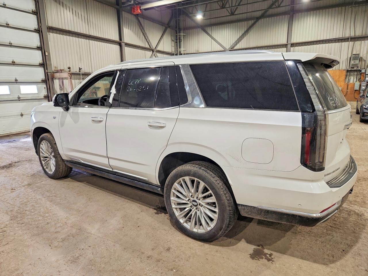 CADILLAC ESCALADE 2027 — 3