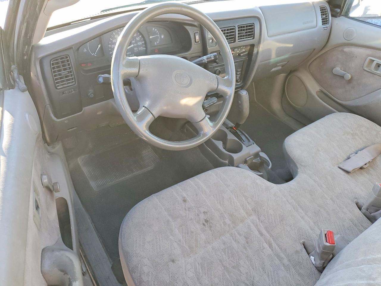 TOYOTA TACOMA 2003 — 9