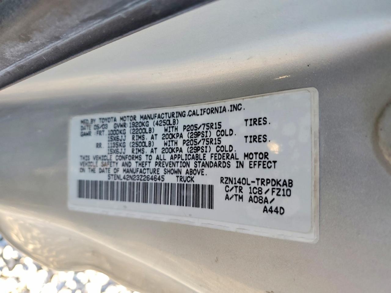 TOYOTA TACOMA 2003 — 13