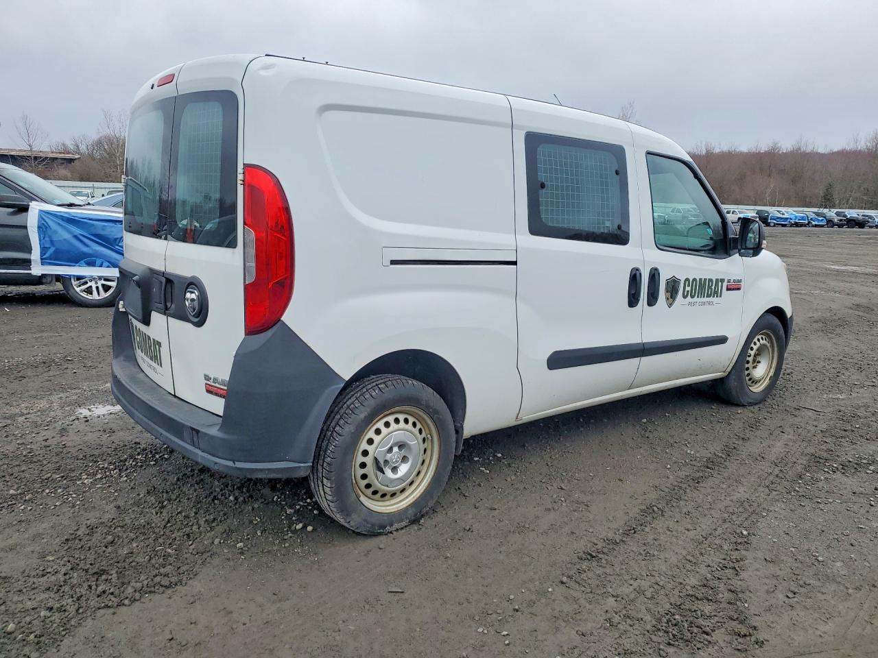 RAM PROMASTER CITY 2016 — 4