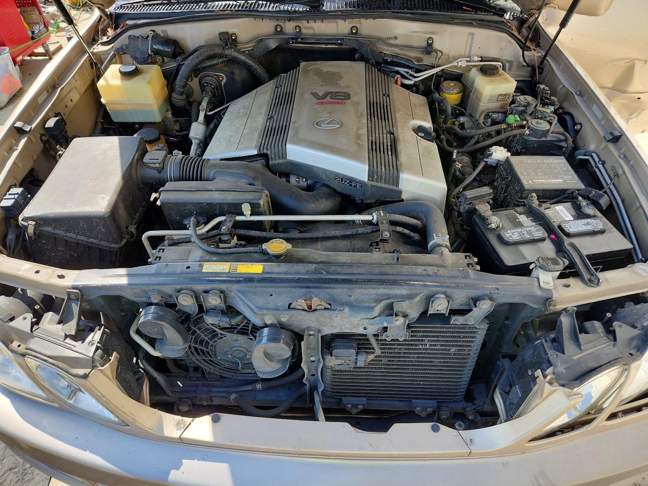 LEXUS LX 470 2000 — 13