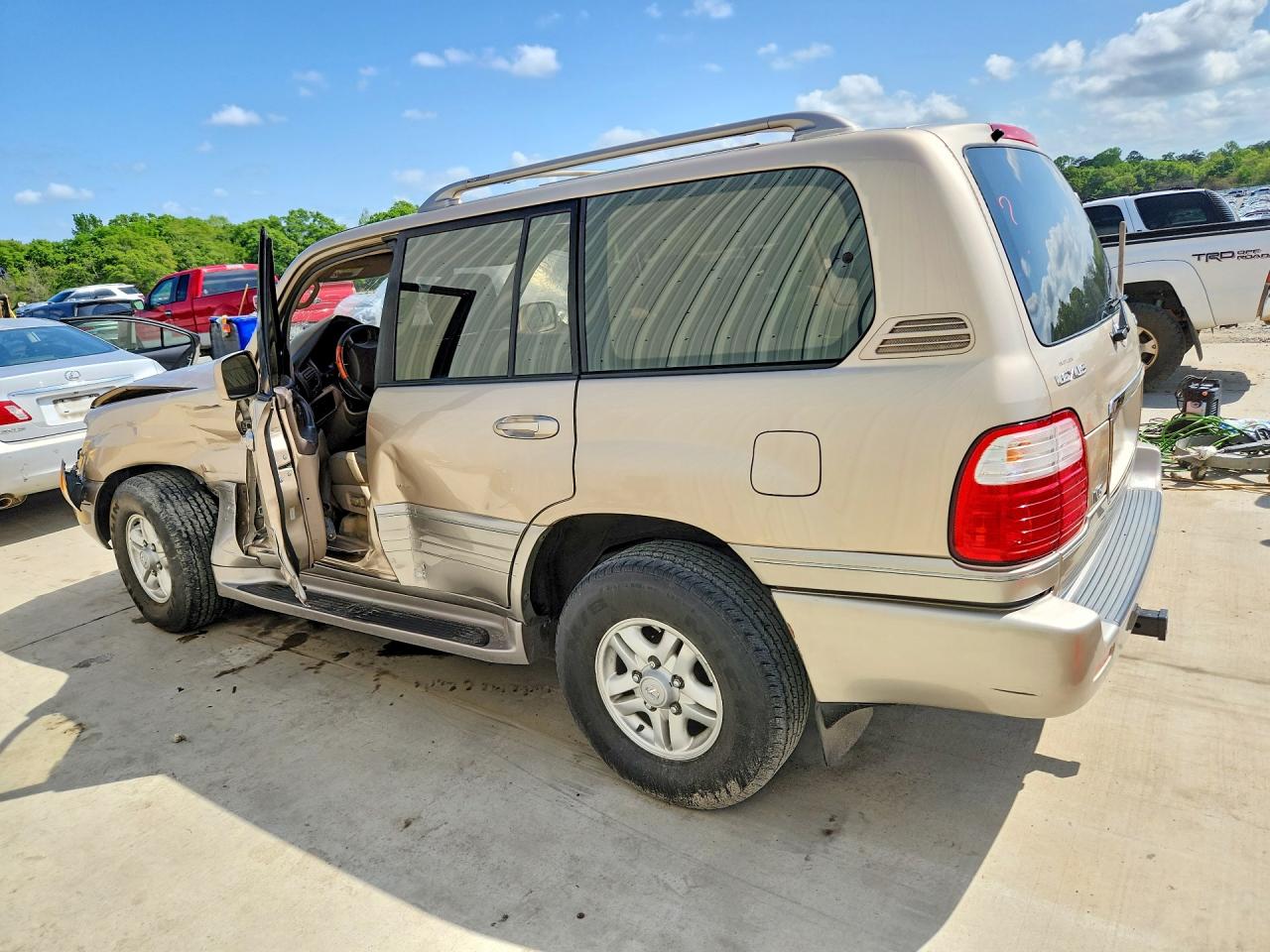 LEXUS LX 470 2000 — 3