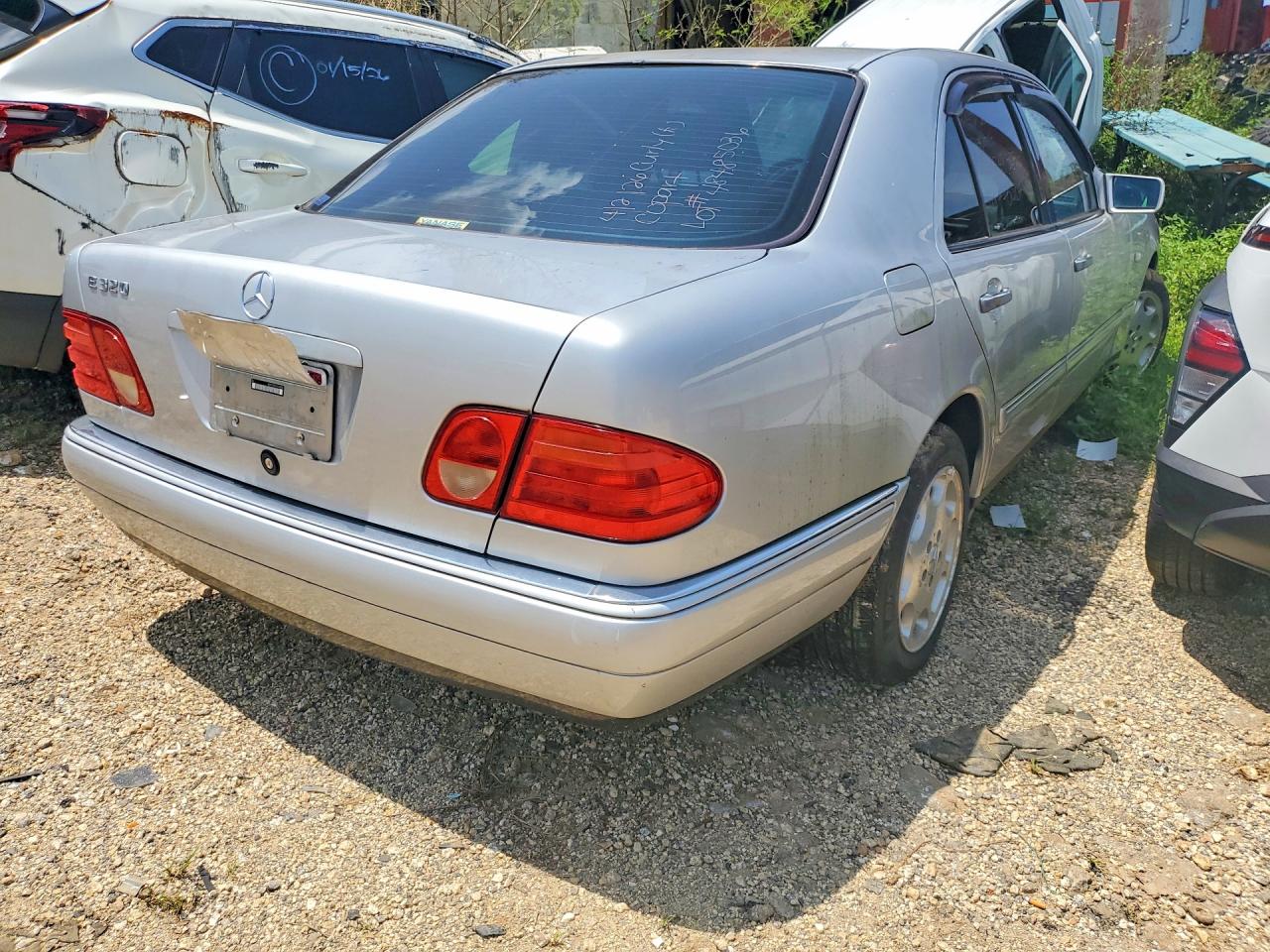 MERCEDES BENZ E-CLASS E320 1996 — 4