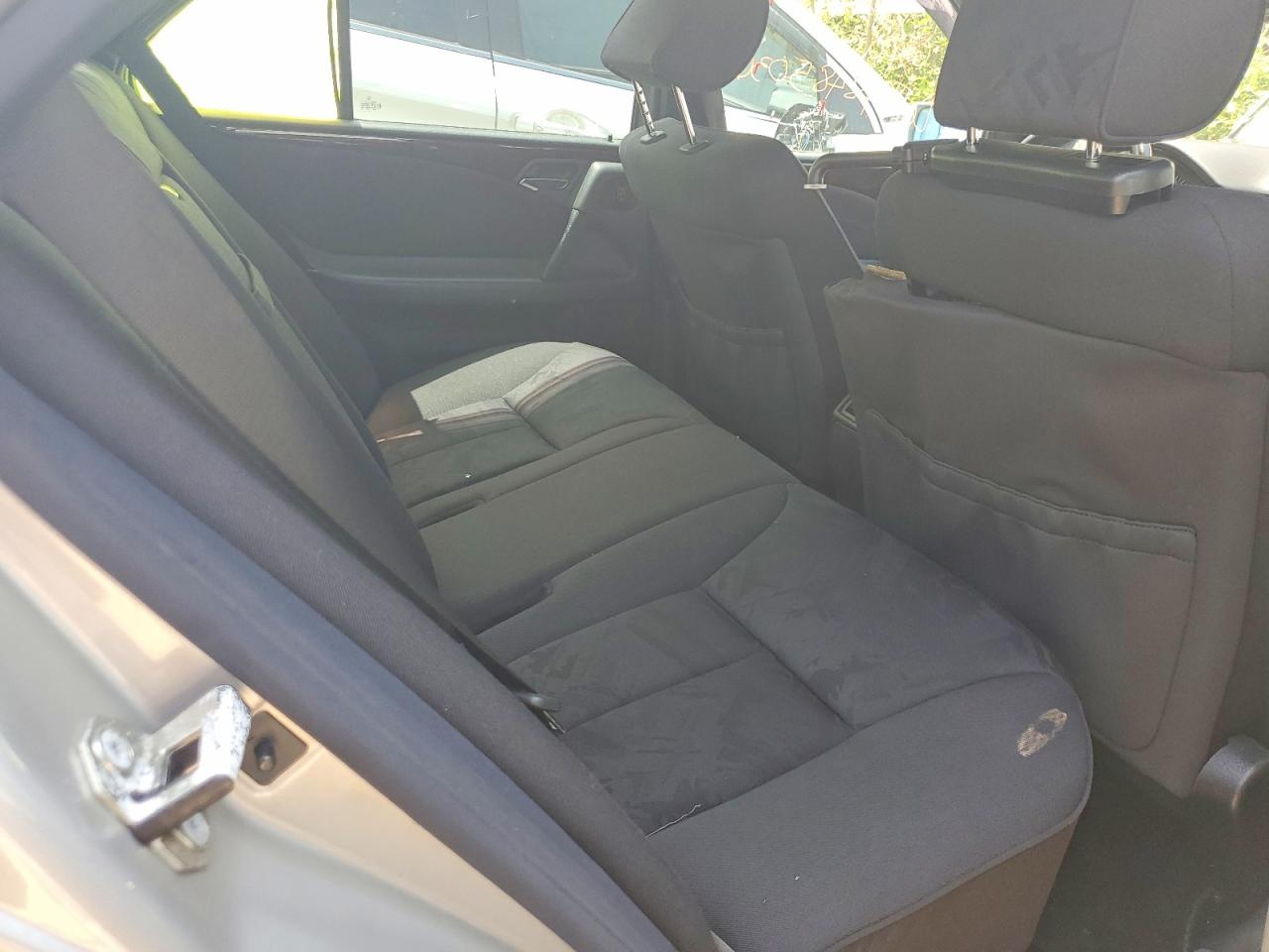 MERCEDES BENZ E-CLASS E320 1996 — 11