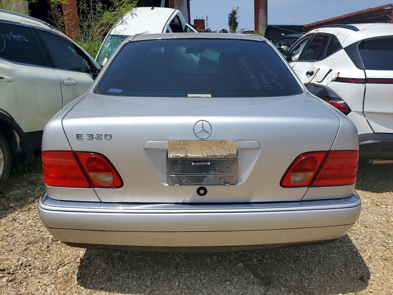 MERCEDES BENZ E-CLASS E320 1996 — 7