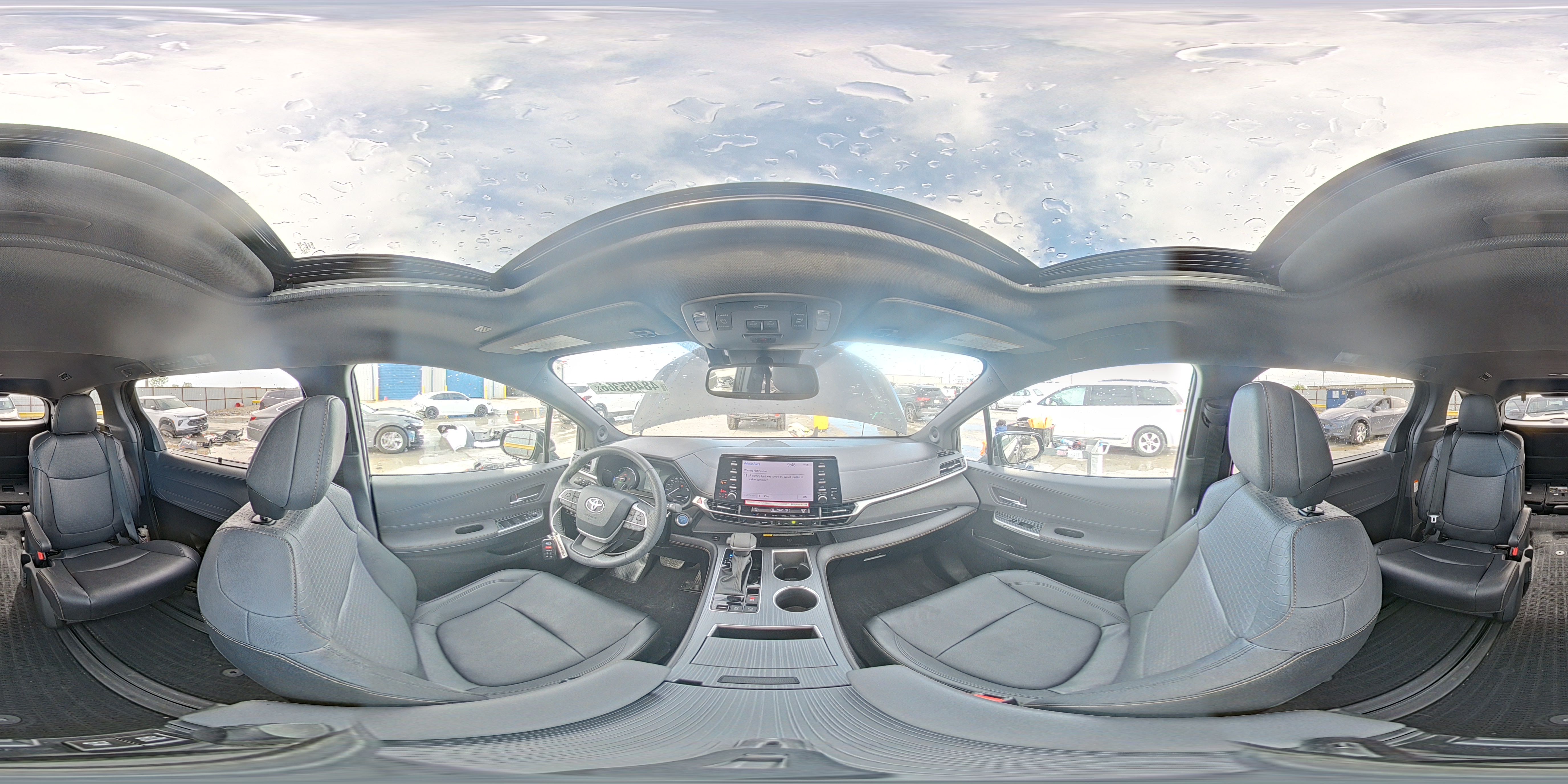 TOYOTA SIENNA 2024 — 16