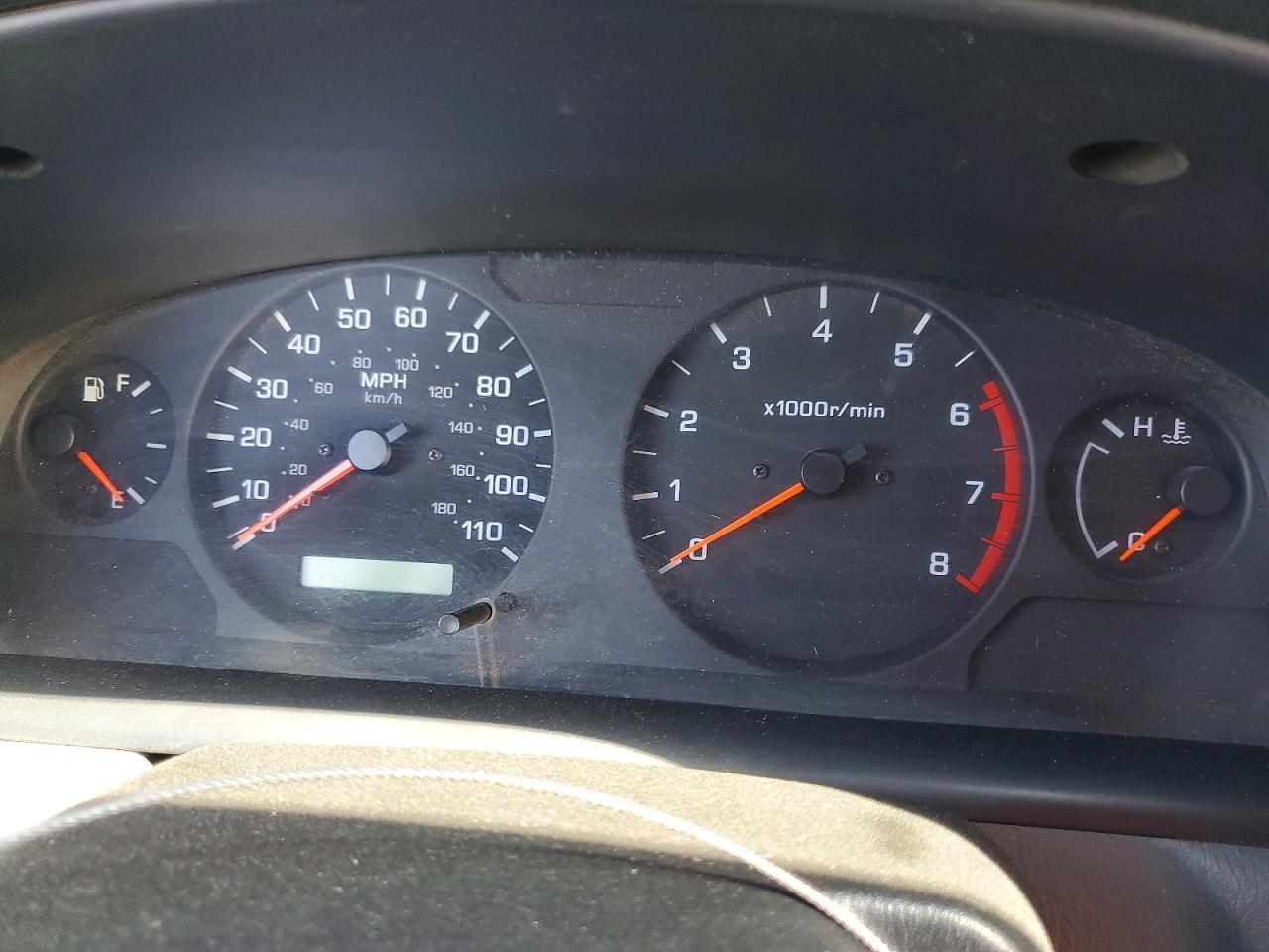 NISSAN FRONTIER 2001 — 10