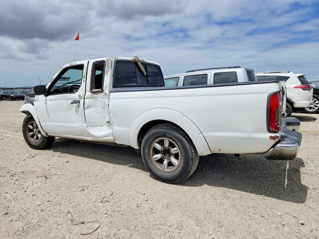 NISSAN FRONTIER 2001 — 3