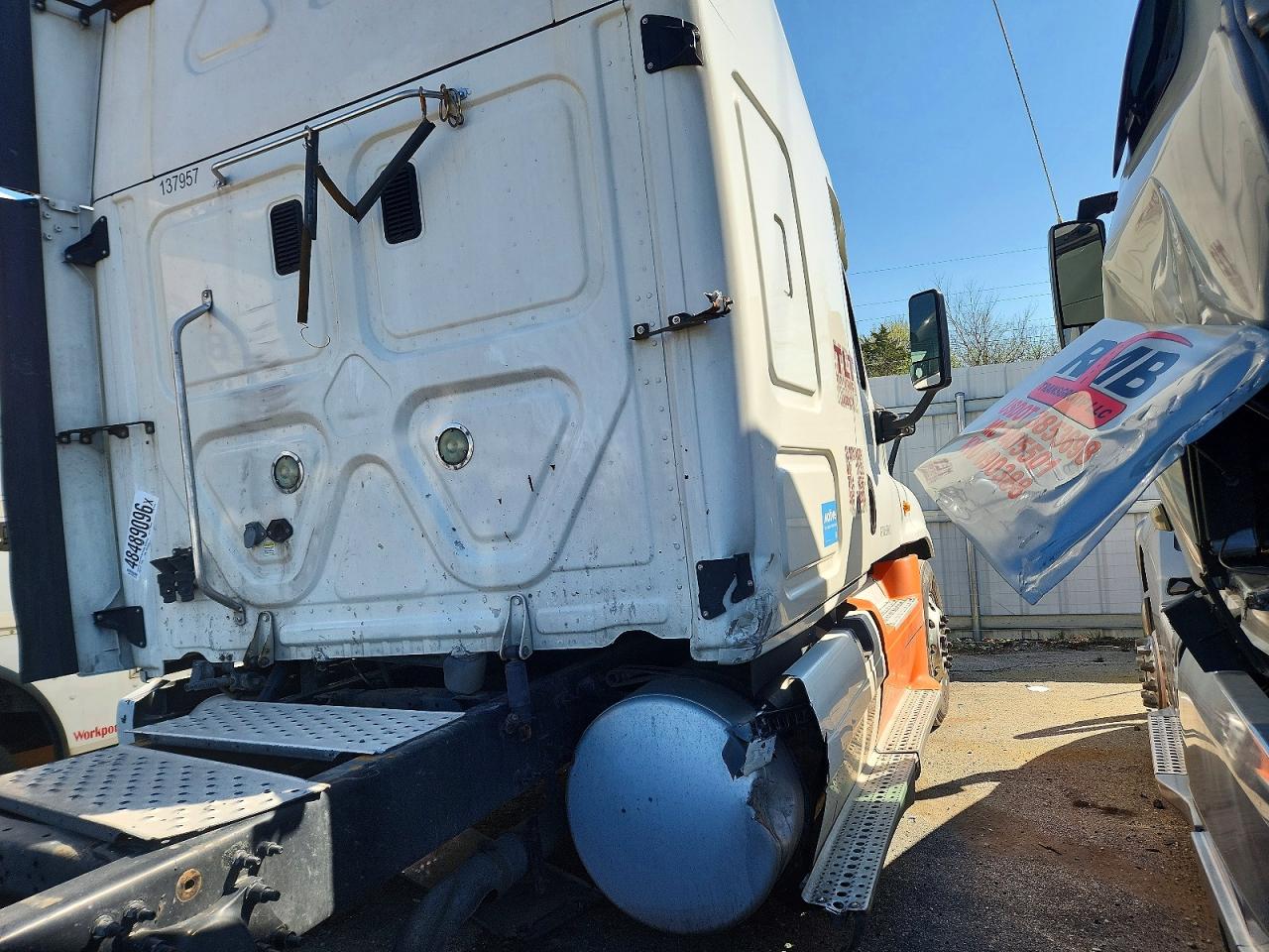 FREIGHTLINER CASCADIA 125 2016 — 10